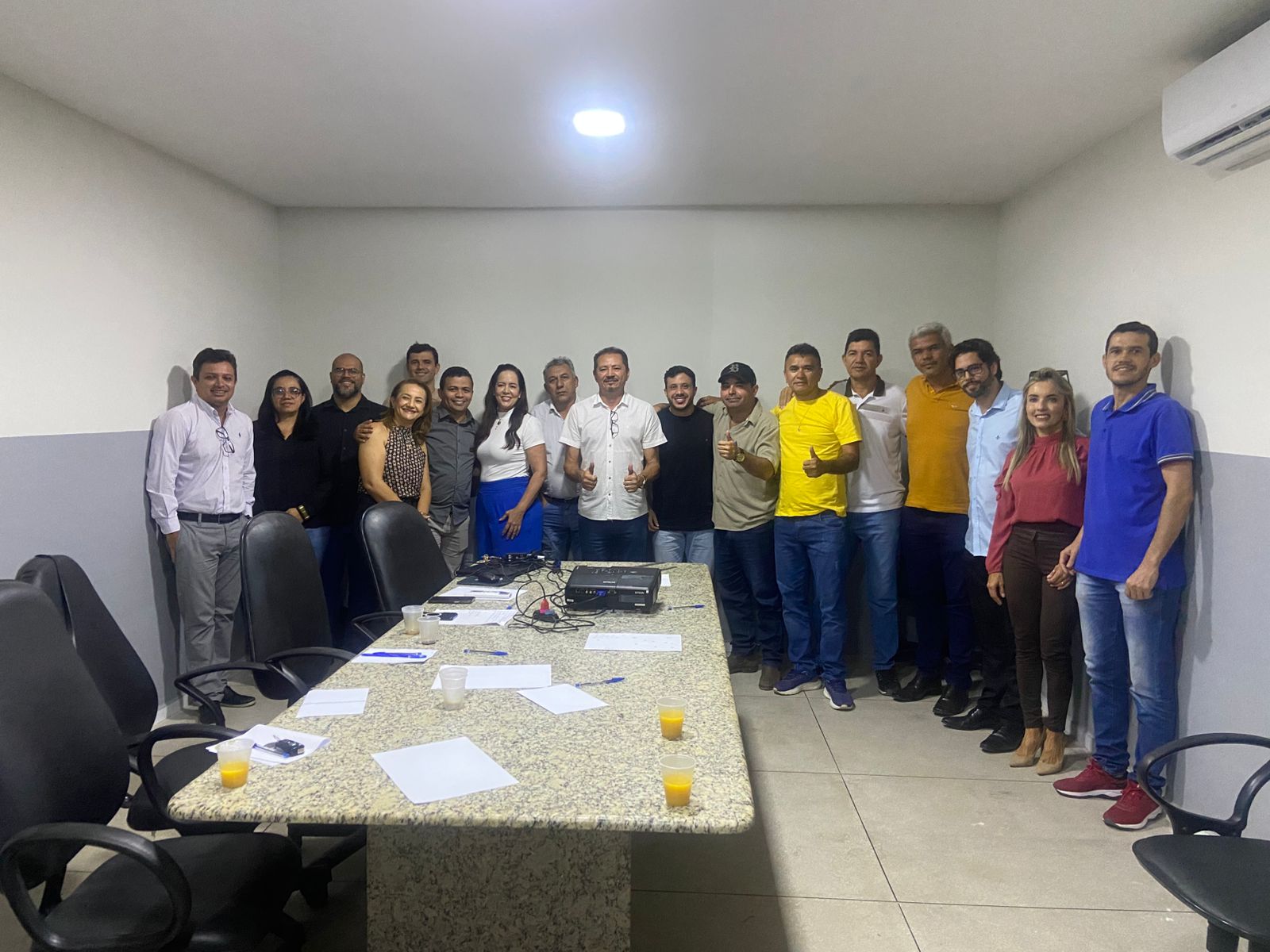 Mesa Diretora promove reunião administrativa com vereadores