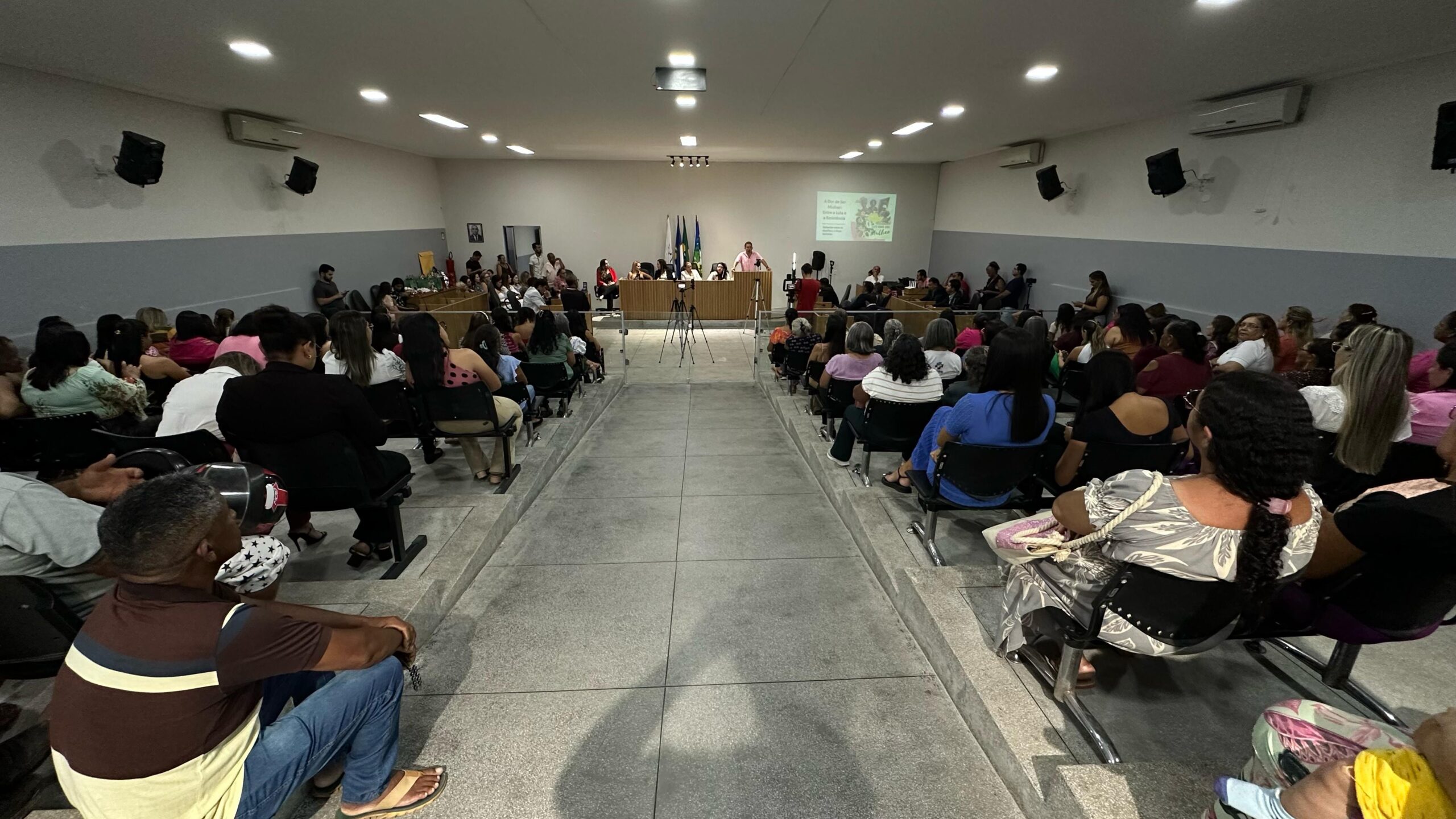 Câmara Municipal de Araripina promoveu Sessão Histórica em homenagem às mulheres